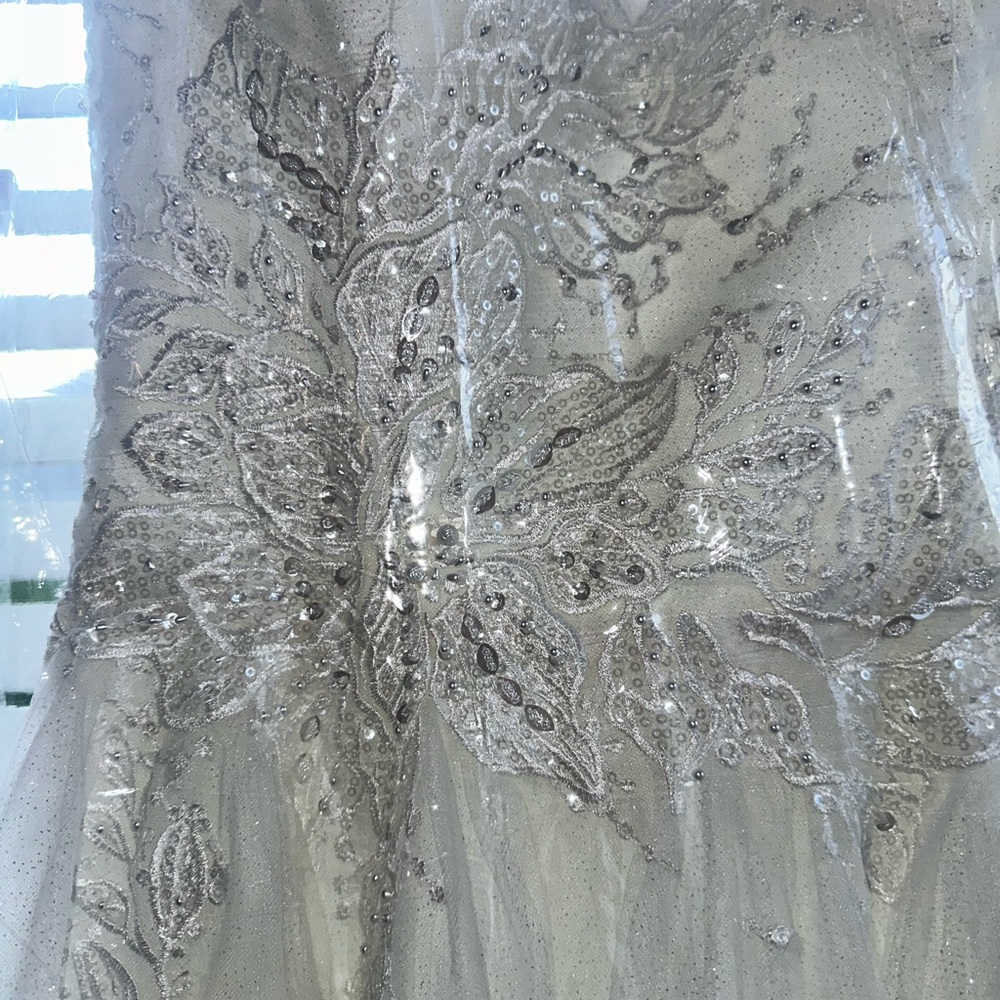 Brand New Wedding Dress w/ tags. Size 12